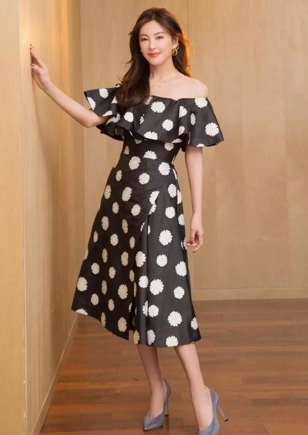 明星俏佳人：娱乐圈美女狠人，张雨绮处事风格，人生短暂不服就干