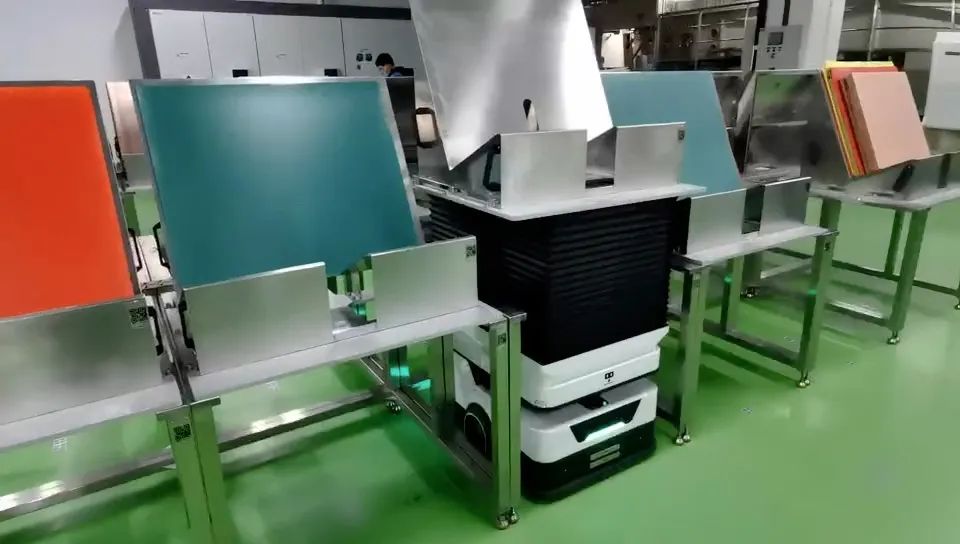 案例｜近百台移动机器人打造PCB无人工厂