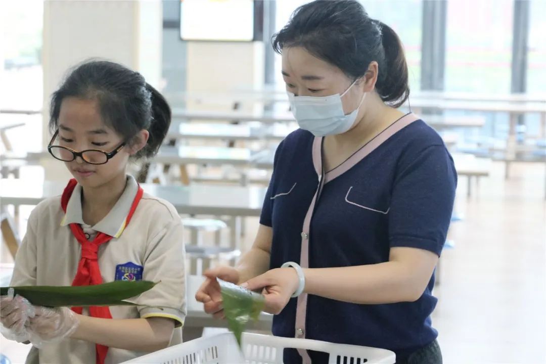 “粽”情端午 欢乐无限｜实验小学外国语学校工会委员会欢庆端午节