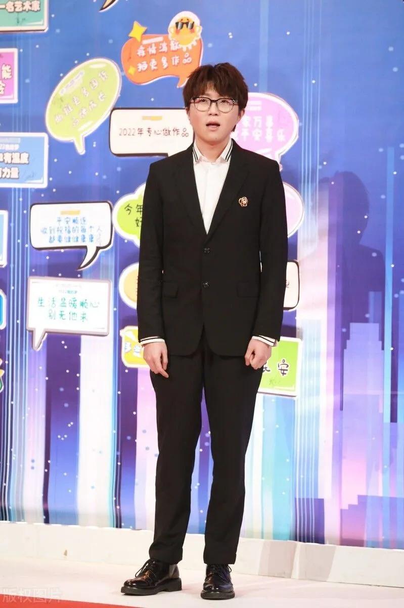 听毛不易的歌的时候，你听出了什么？他也是有过梦想的平凡人