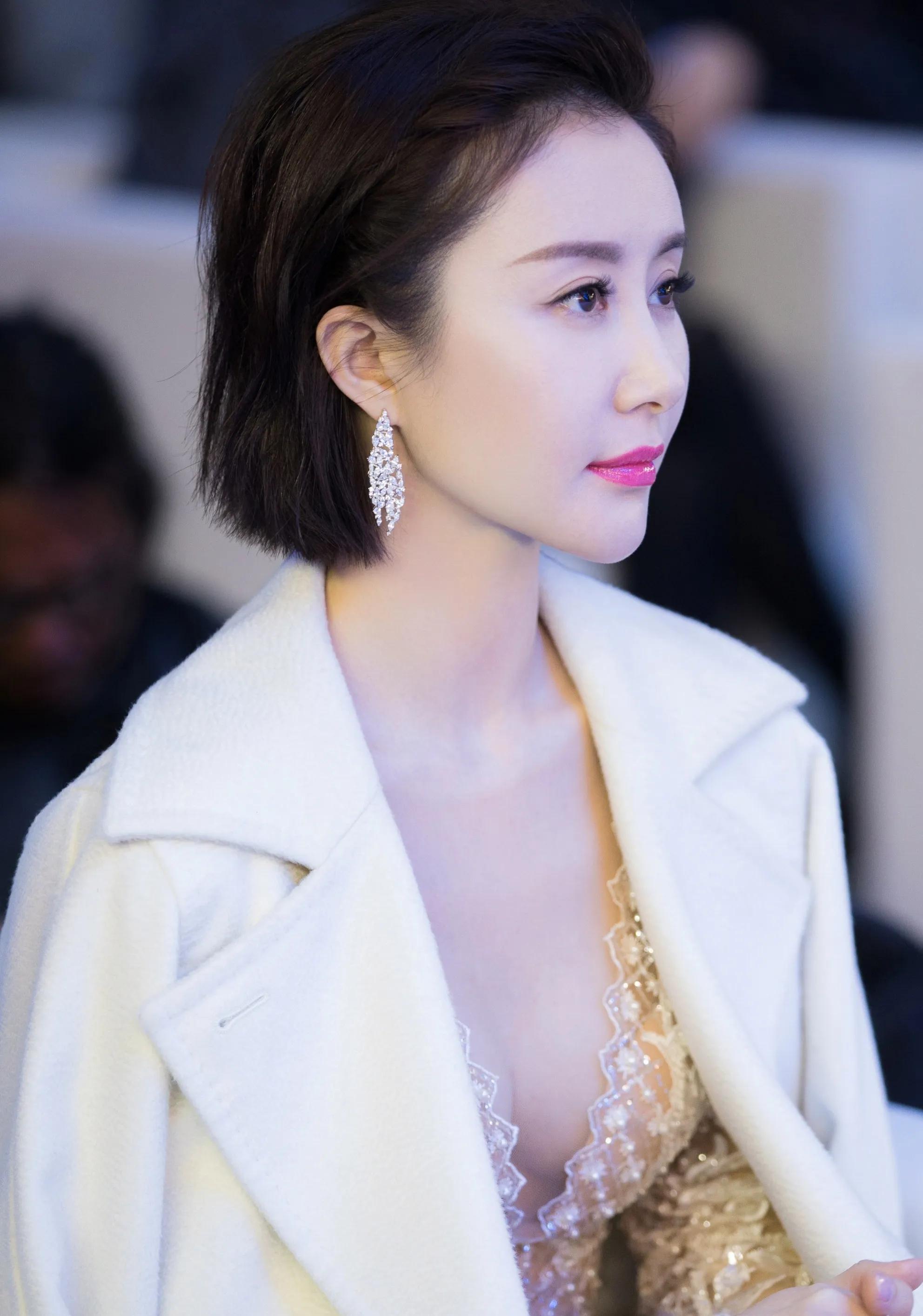 舒畅真是娱乐圈的一股清流，几乎没有绯闻