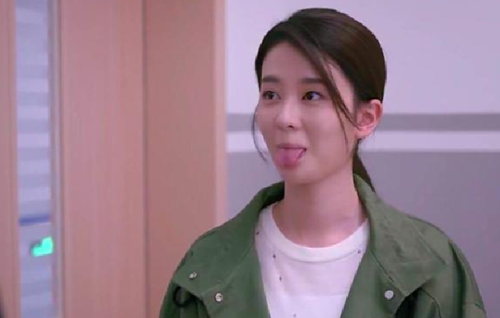 欢乐颂:关雎尔那么喜欢赵医生,却不表白,是因为害怕曲妖精吗?