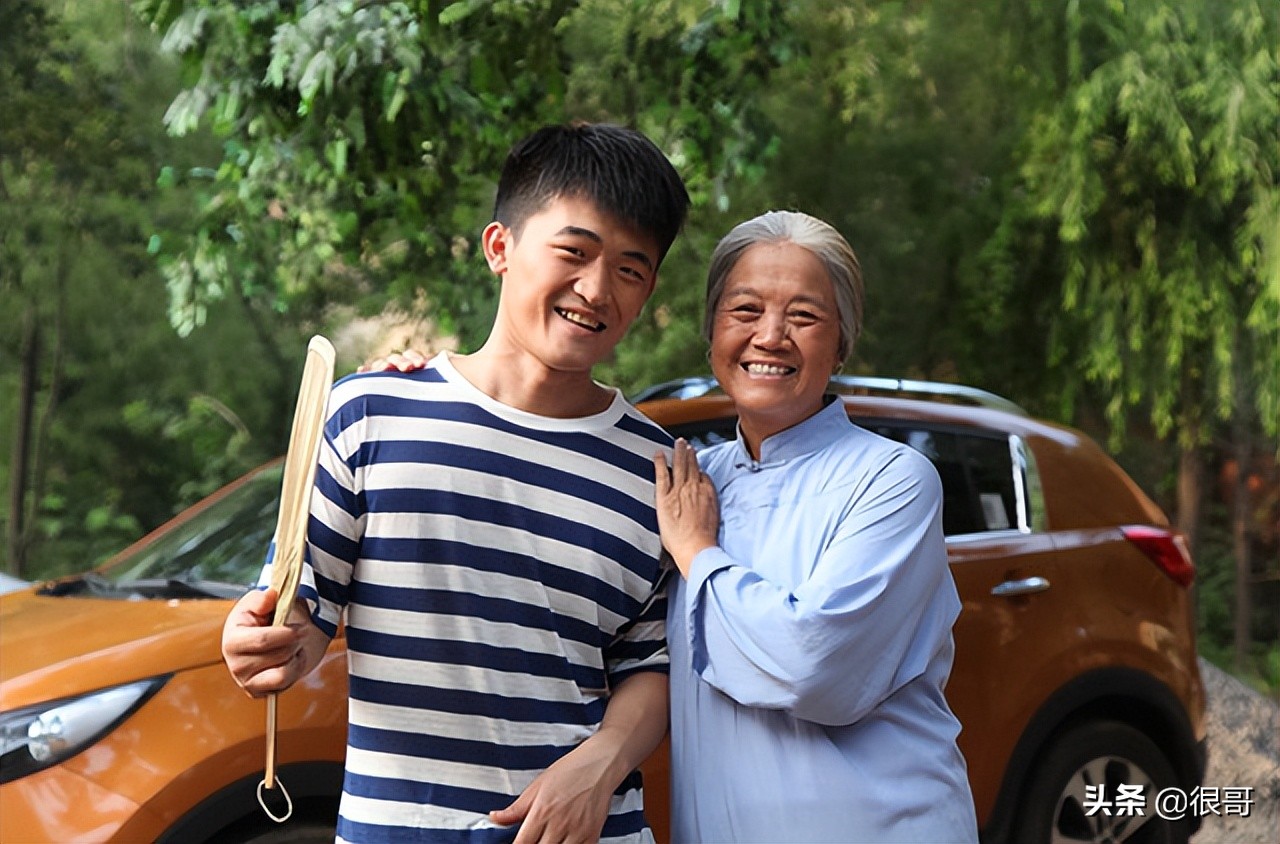 《幸福到万家》中的10位龙套配角，以为是群演，谁知来头都不小