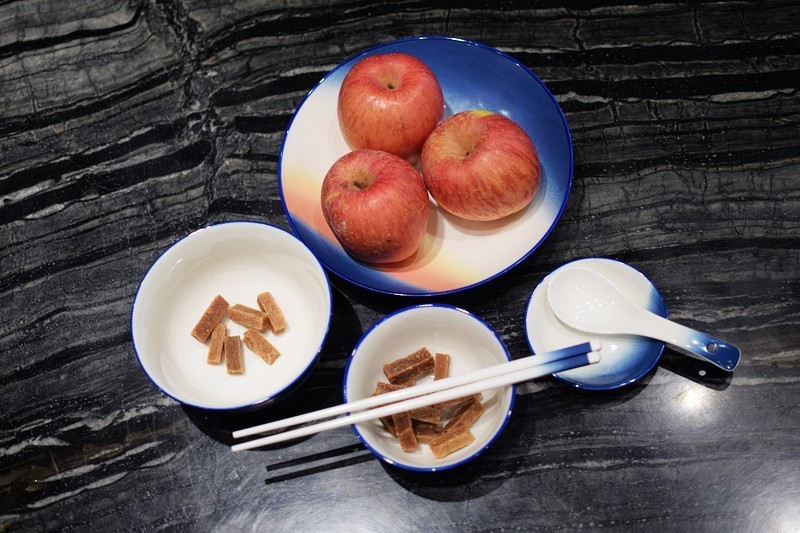 幸福生活从此开始 会员定制星辰大海餐具套装