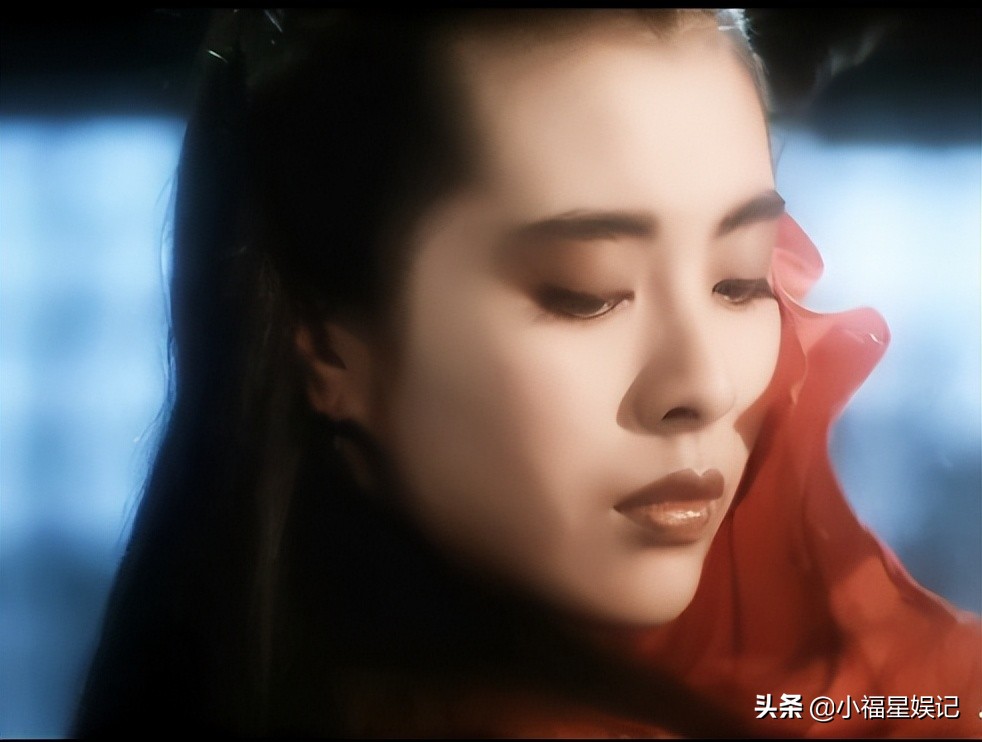 同样演“红装女神”,把刘亦菲景甜和王祖贤朱茵对比看,谁更胜一筹
