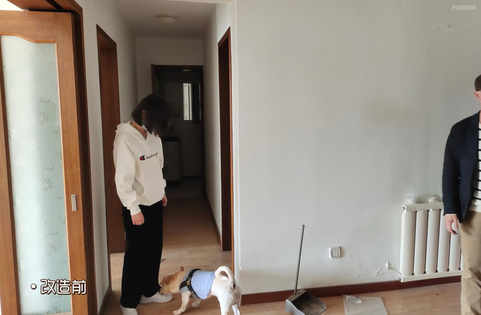 只有刷大白才能提亮空间？她75㎡老破小，一进门就充满了温度