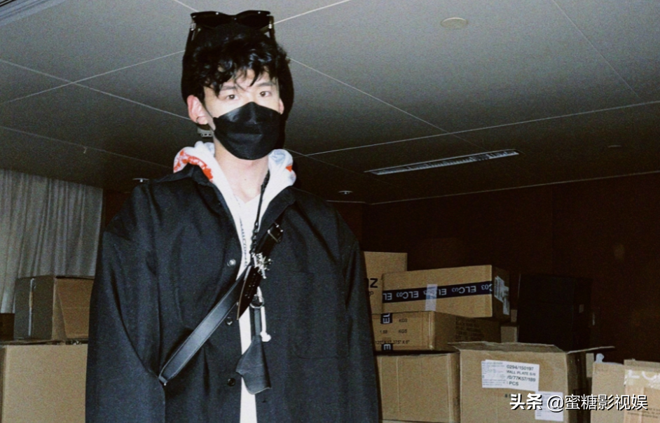 白敬亭为什么没成为顶流？4次事业转折点，暴露了真实的野心？