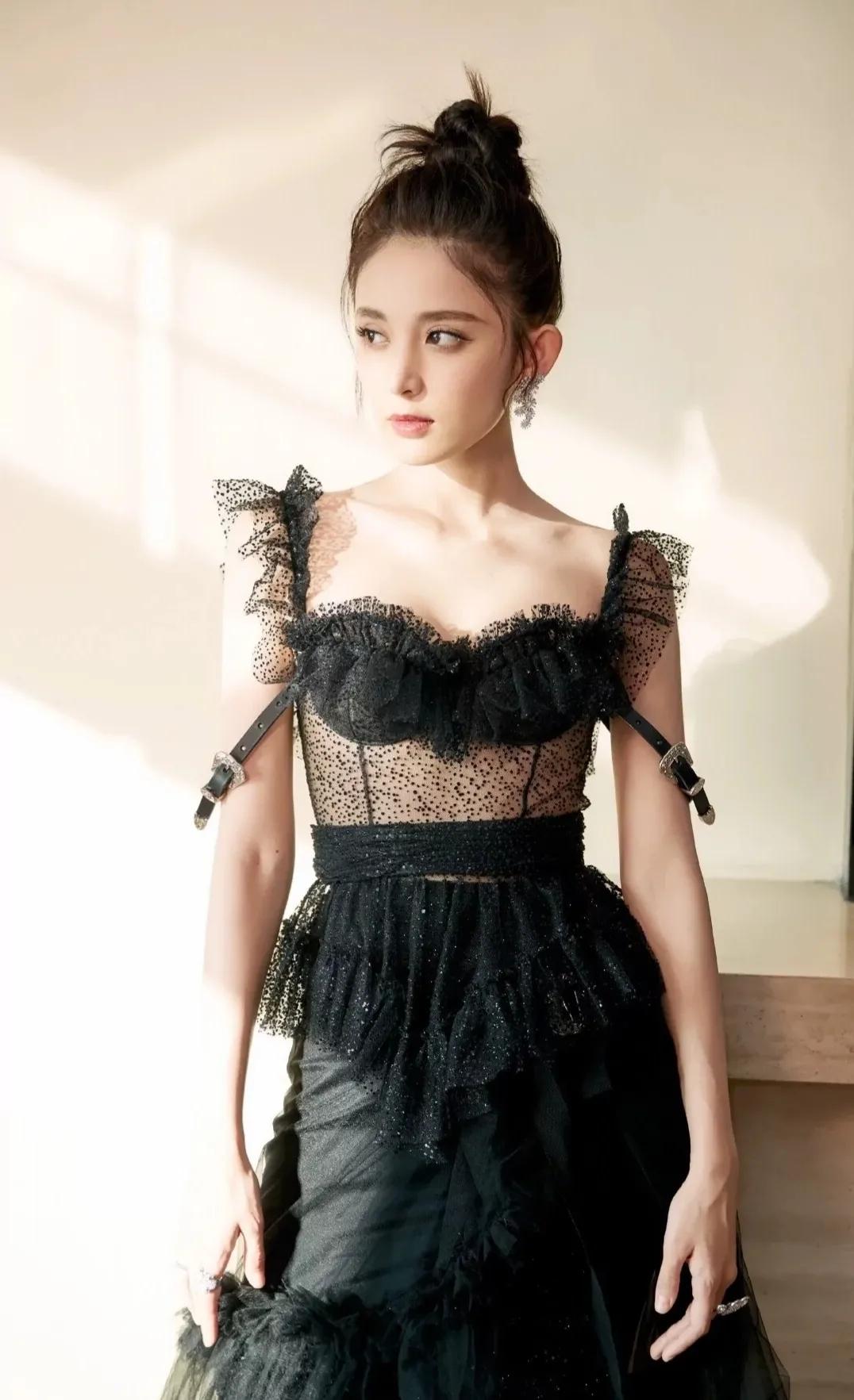 古丽娜扎写真集