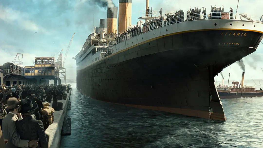 《泰坦尼克号》:不可超越的经典灾难爱情片,主题曲一响就泪崩