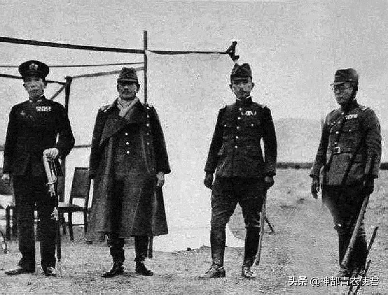 侵华日军战犯，7名被处绞刑，10名被枪决，行刑前各个丑态倍出