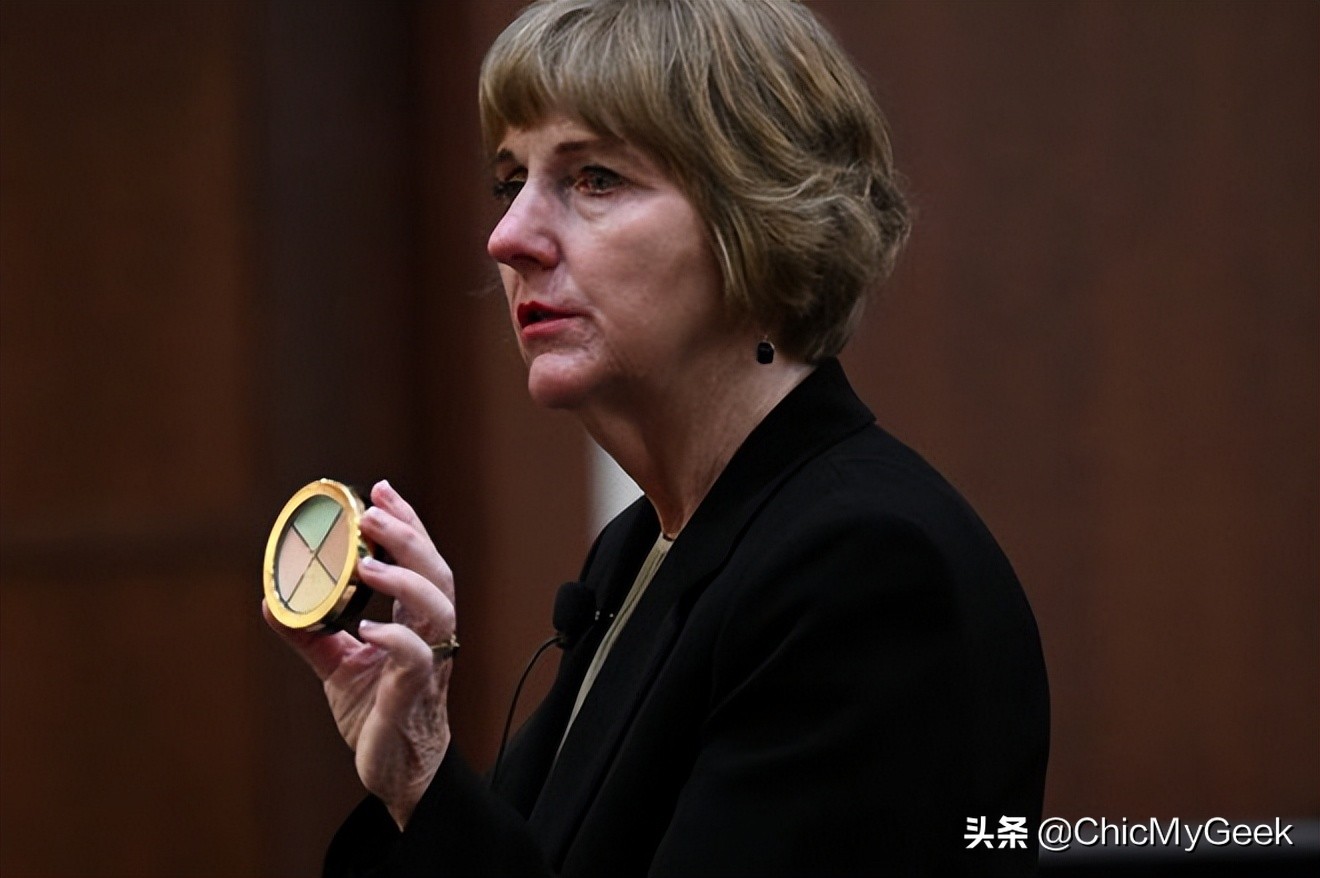 德普官司又出新段子！杰克船长式应答让女方律师哑口，舆论一边倒