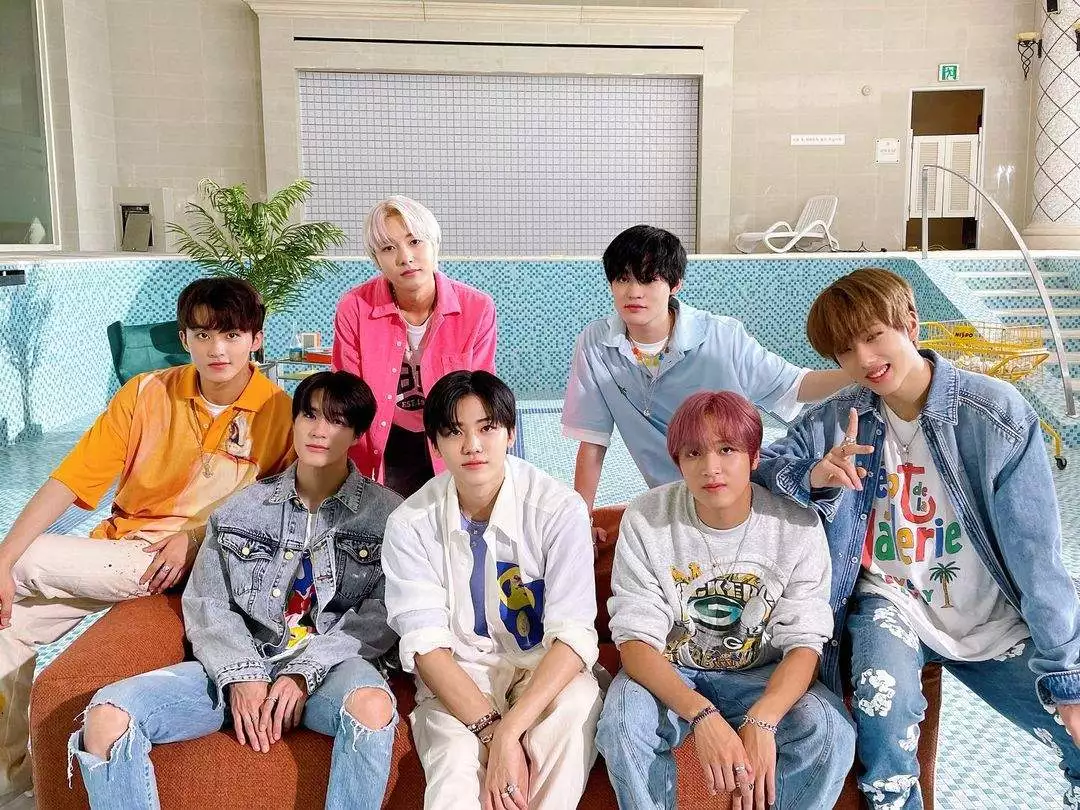 NCT DREAM被私生饭流出照片!不雅手势引起韩网友讨论