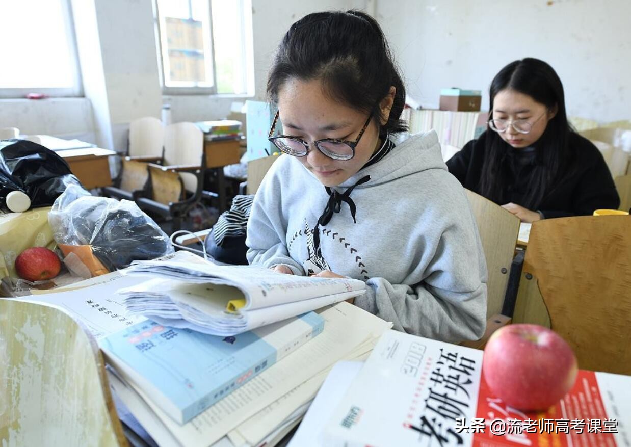 越努力越幸运，普通二本医学院校，9名临床医学生考上北大研究生