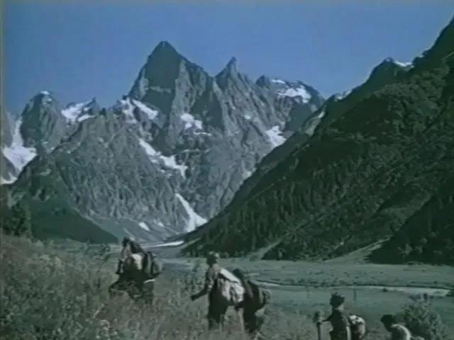 世界电影（0132）苏联电影《水银湖上的魔影》（1956）剧照欣赏