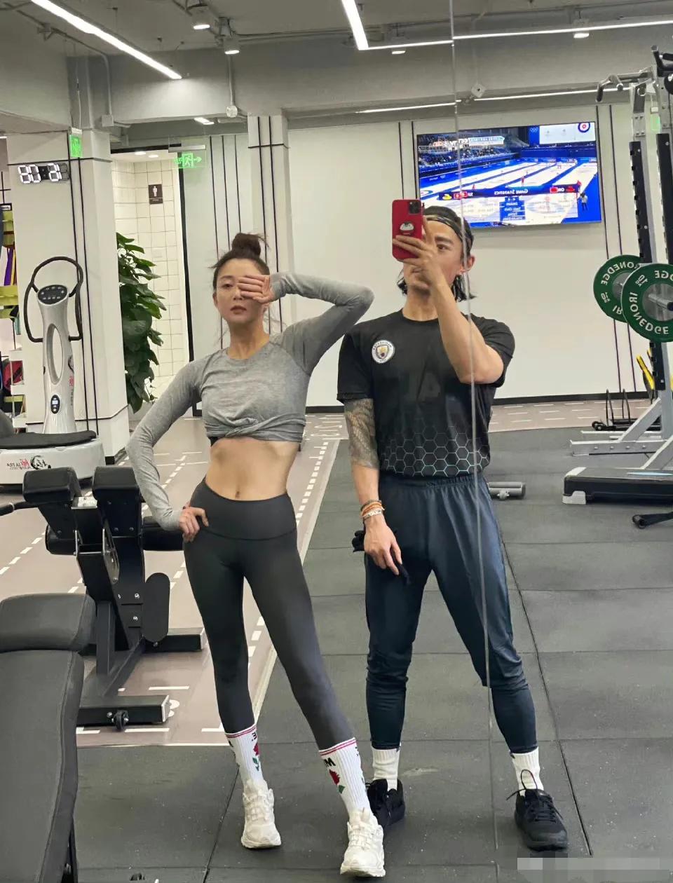 赵雅芝、陈数、殷桃等一众大龄女星，如何保持身材，做法值得学习