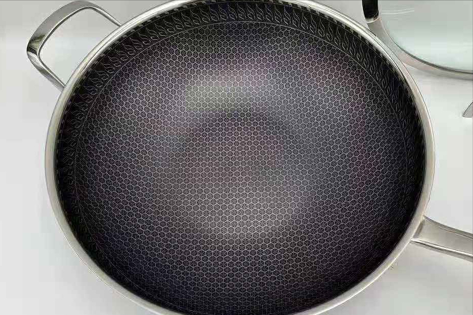 炒菜锅：铁锅、不粘锅、不锈钢锅、砂锅、铝锅，哪种锅更值得买？