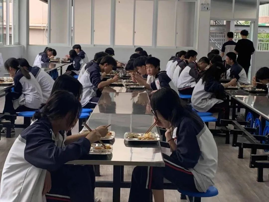 精细一日常规 助力健康成长｜天府职校致力培育“四好四会”学生