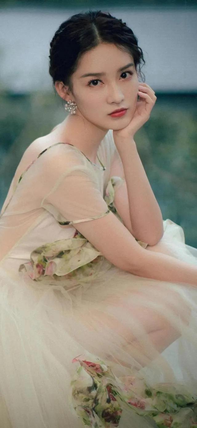 全都是李沁，高清壁纸