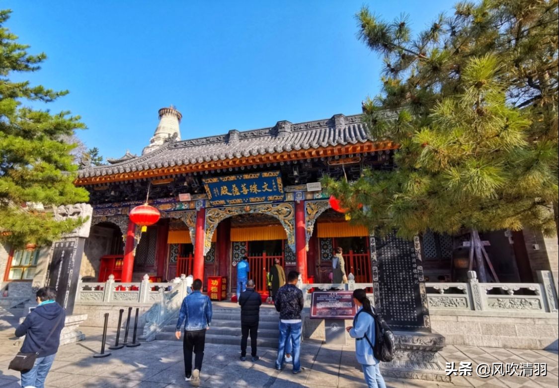 大年初一，中国人都喜欢逛寺庙烧香拜佛，香火最旺的还是这6个