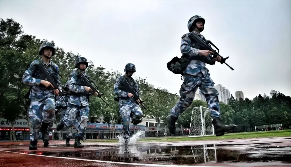 军校录取分数降低，却仍出现“招不满”的情况，考生说出其中原因