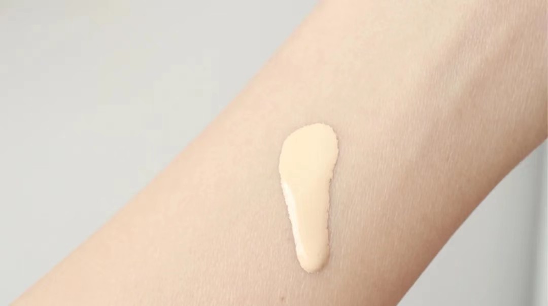 四款大牌霧面妝效“粉底液”測評，看看入哪款才是真的不踩雷？