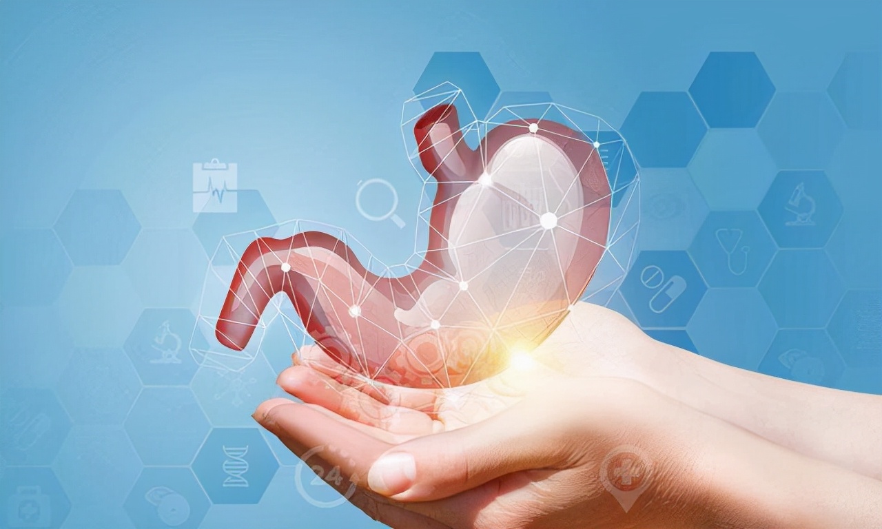 睡前用“生姜敷肚脐”，坚持一段时间，或会收获3大好处