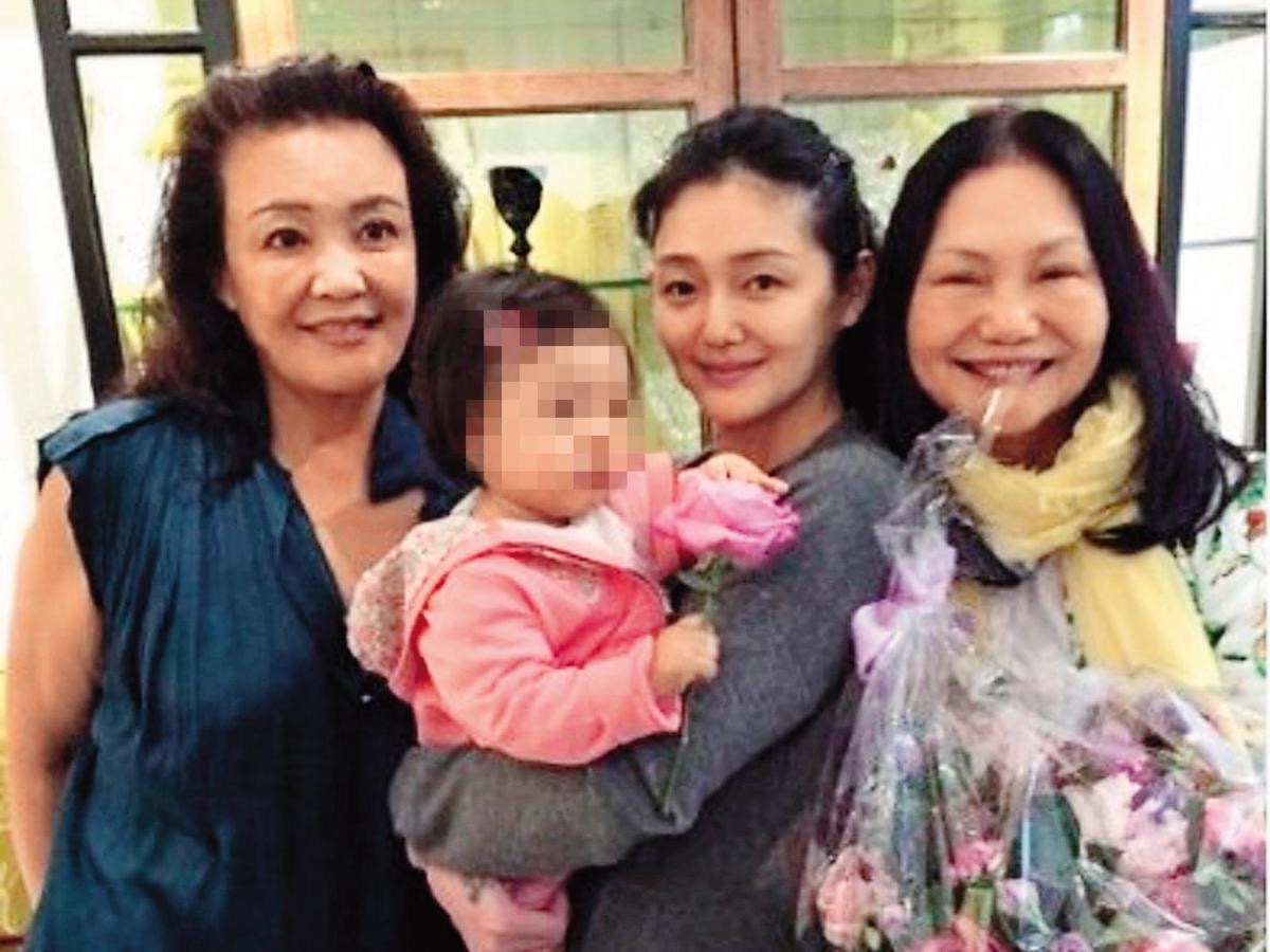 台媒曝大S官宣当晚细节，与S妈互撂狠话吵翻天，朋友在旁不敢发声