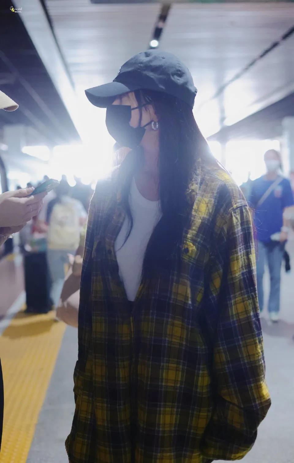 2022年6月29日 11:06一15:00杨幂 来了