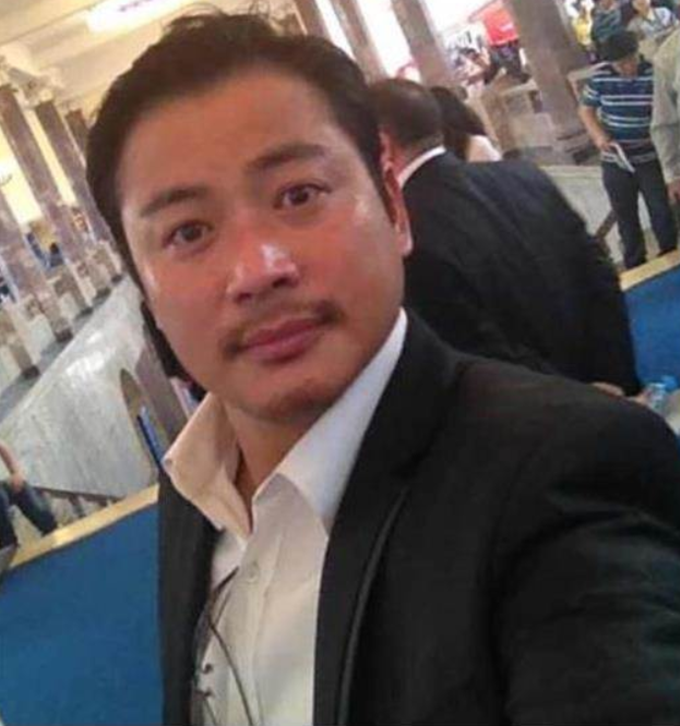 江宏恩与妻子秀恩爱！51岁身材健硕，渴望当爸但结婚5年仍无子女