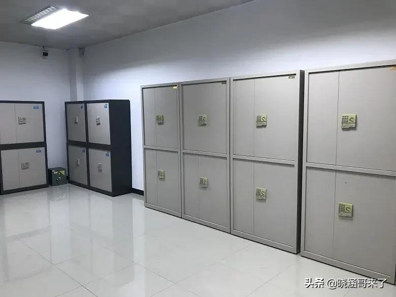 2003年高考泄密案，有人偷出试卷，全国紧急换卷，坑了一代考生