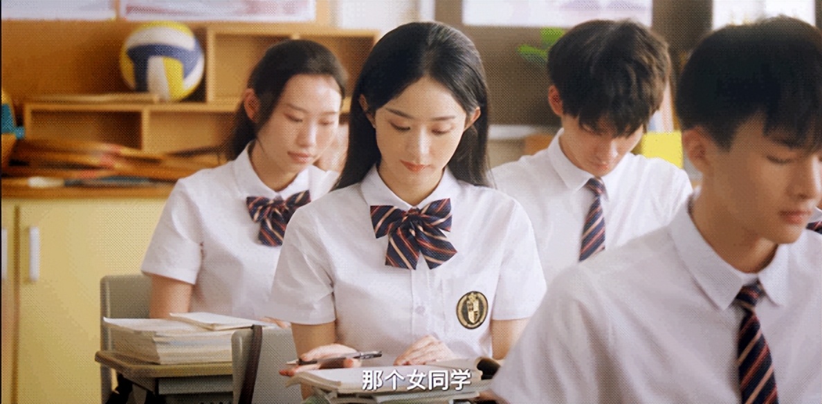 同样是演学生，把张柏芝、赵丽颖和吴倩放在一起，美得各有千秋