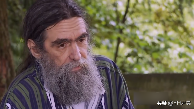 曾轰动美国的银行抢劫案，由于案件设计绝妙，劫匪被抓后成了名人