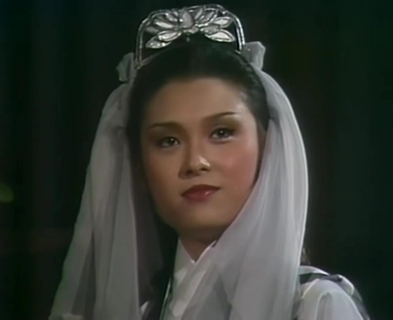 这版除了男女主***和陈玉莲外,吕有慧饰演的李莫愁也是得到了诸多观众