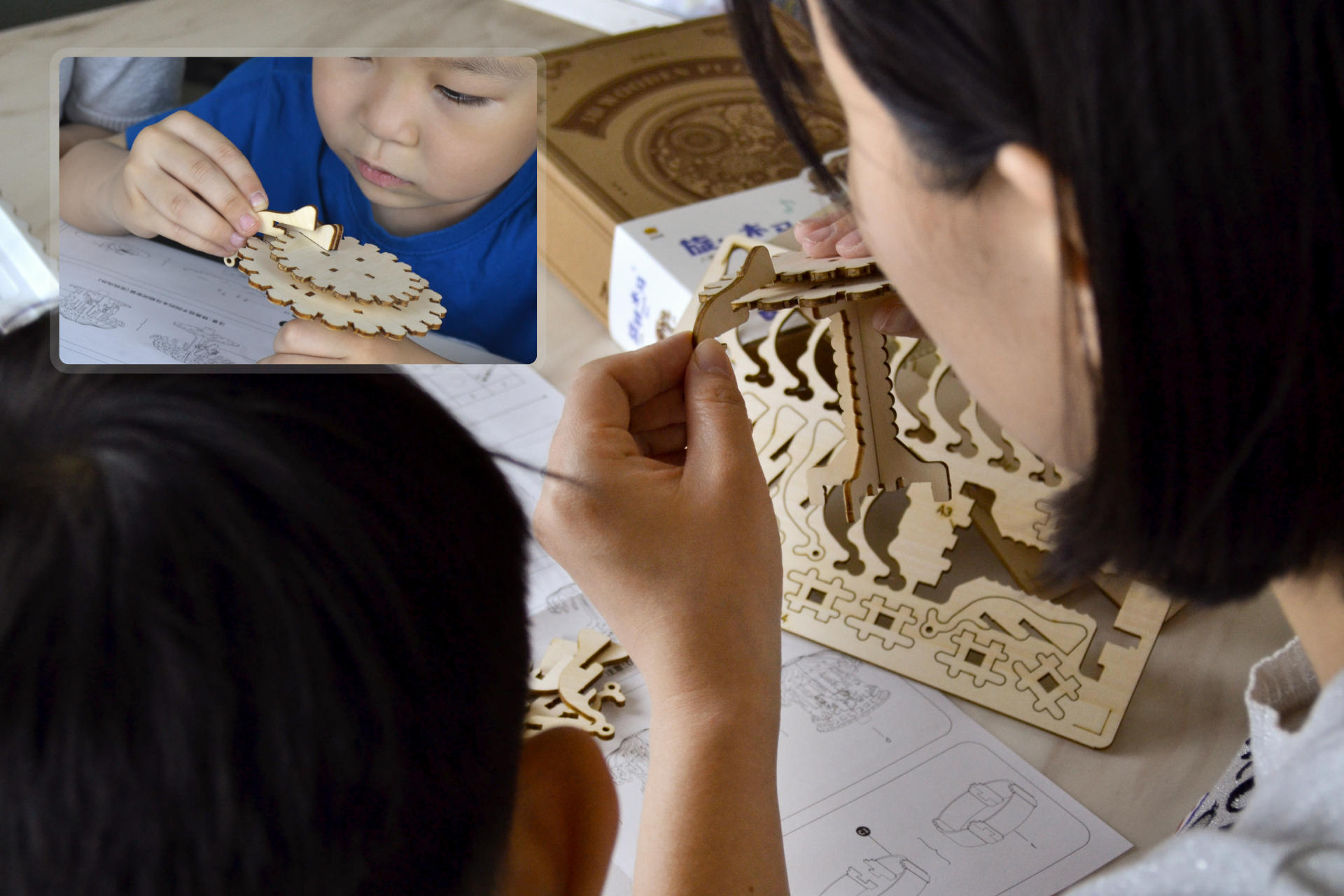 乐趣无穷 亲子互动和萌宝一起 玩玩当当狸旋转木马八音盒