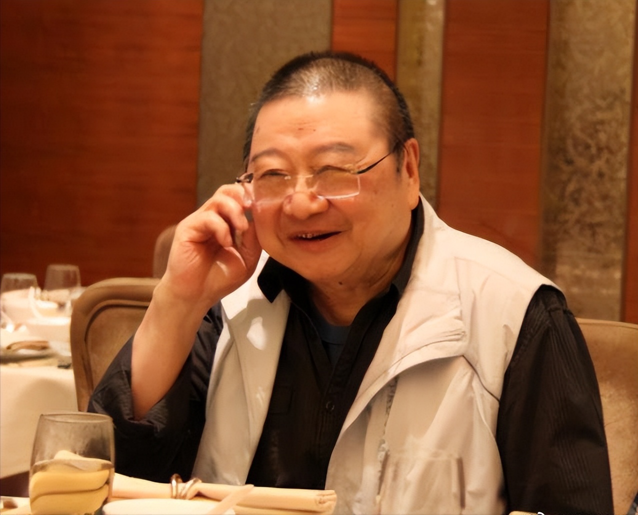 27天之内16位名人相继去世，最小者仅18岁，有2人同一天离世