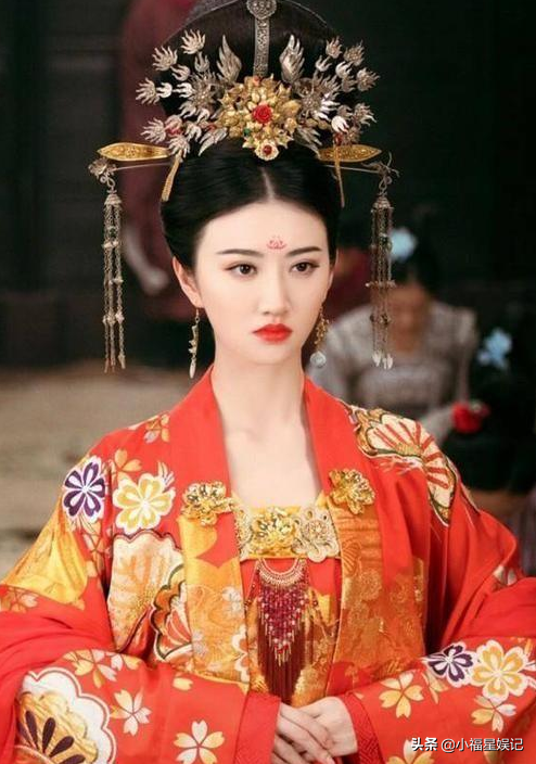 同样演“红装女神”,把刘亦菲景甜和王祖贤朱茵对比看,谁更胜一筹