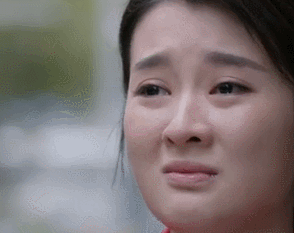 “自带苦相”的8位女星，五官凑在一起，演什么都很丧，可惜了