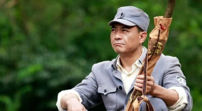 “离婚后至今单身”的10位女星，各有各的心酸，最长的已单身43年