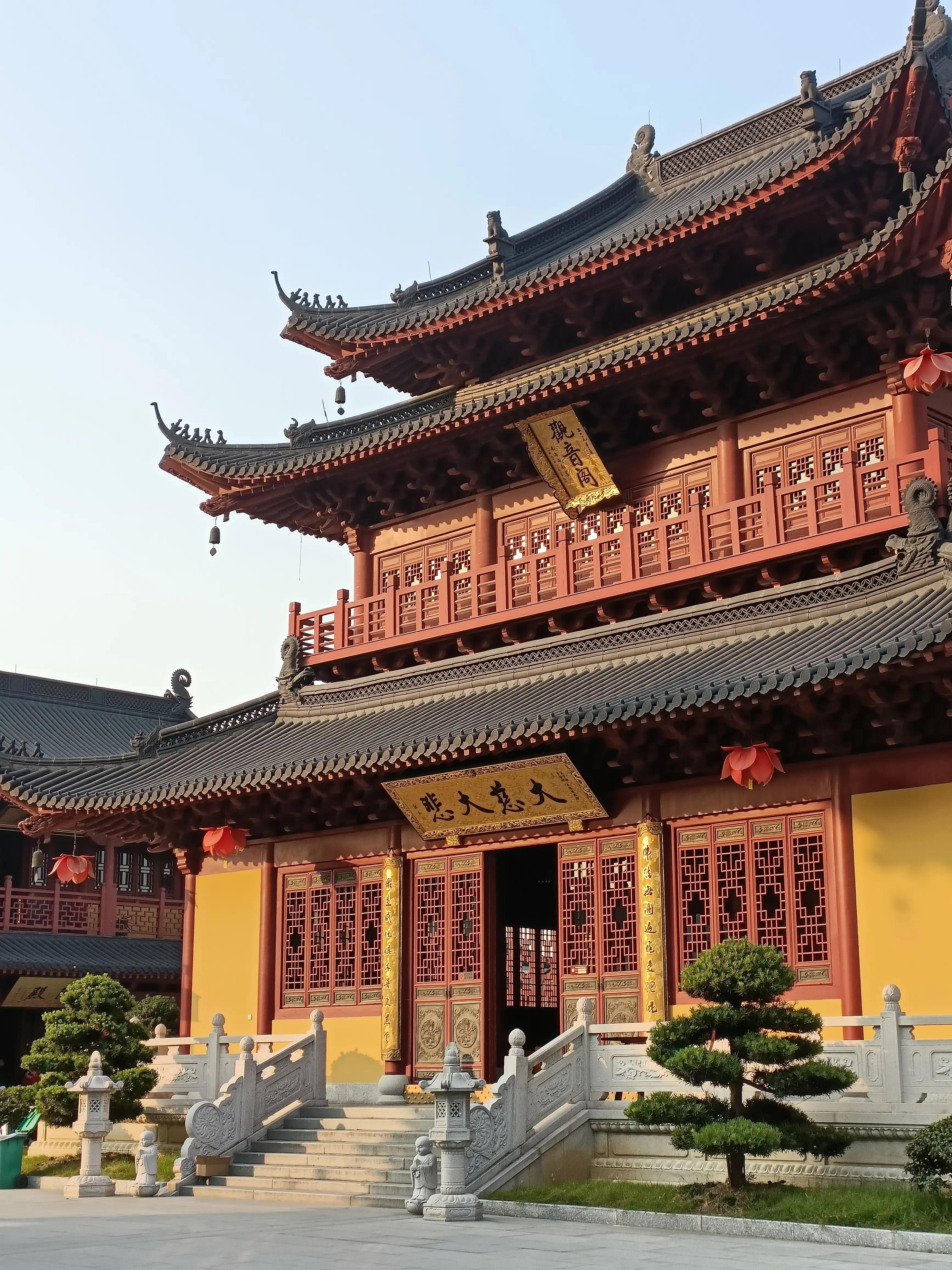 绍兴有这样一座金碧辉煌的寺庙随手一拍就是大片门票免费