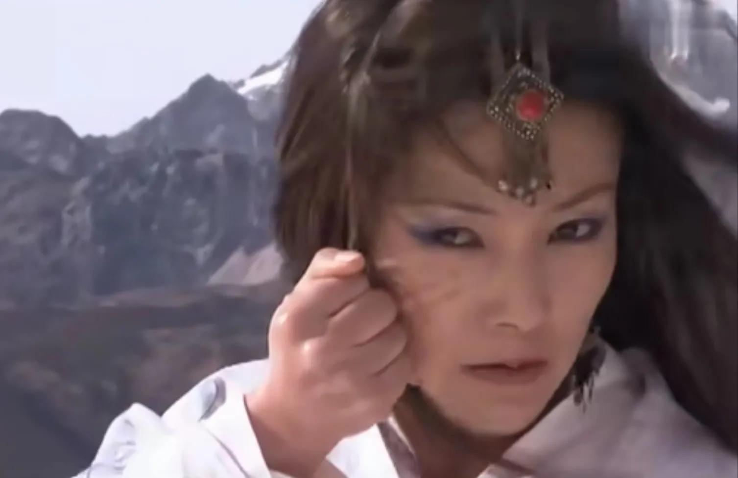 天龙八部名场面，七版李秋水摘面纱，谁容颜绝世，谁让你看了反呕