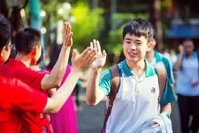 江西省高中综合排名，师大附中第一名，九江中学排第三