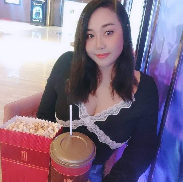 缅甸女孩走红，长相甜美堪比偶像剧女主，网友：令人上头的美貌