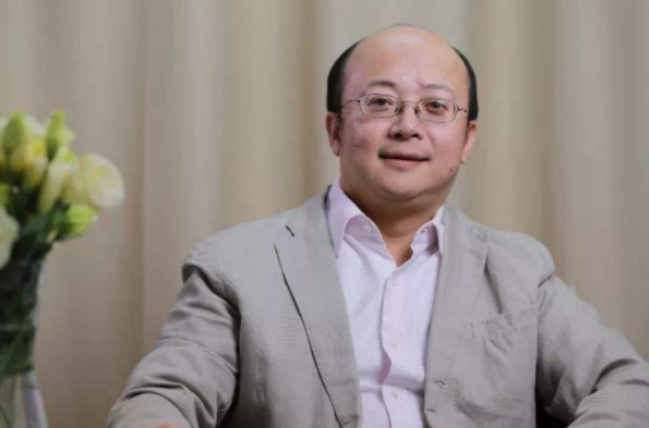 清华教授“工资单”曝出，月工资不到万元？很多人表示难以相信