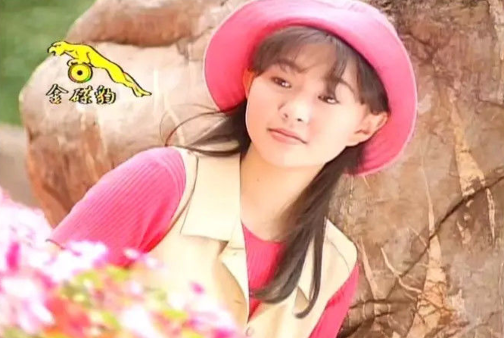 被传去世二十多年的卓依婷，认识她的，孩子估计都会打酱油了