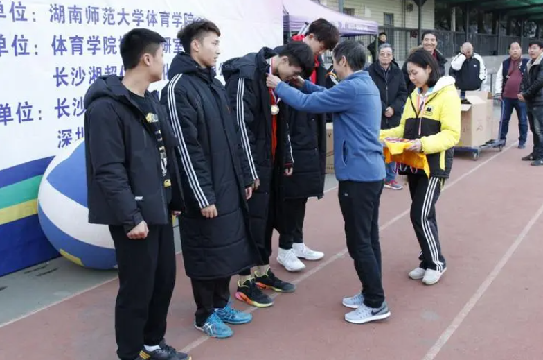 师范生遭遇“滑铁卢”？10所考研最难上岸大学，师范院校占7所