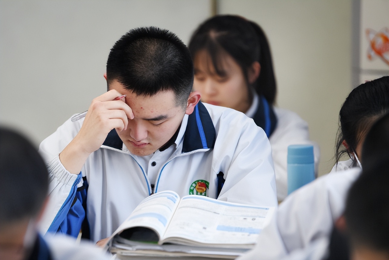 有一类“幸运儿”，平时数学120高考达到140，2022考生可对号入座