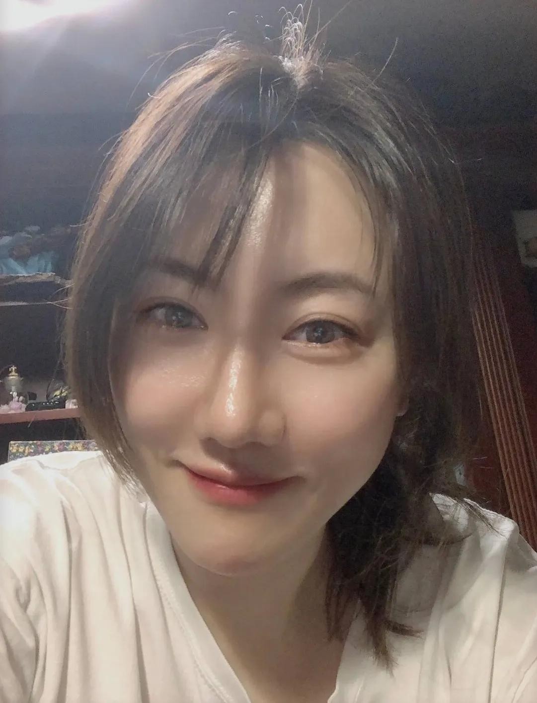 有种"整容"叫王博谷嫁人,自己没什么变化,婆婆宋丹丹像换个人