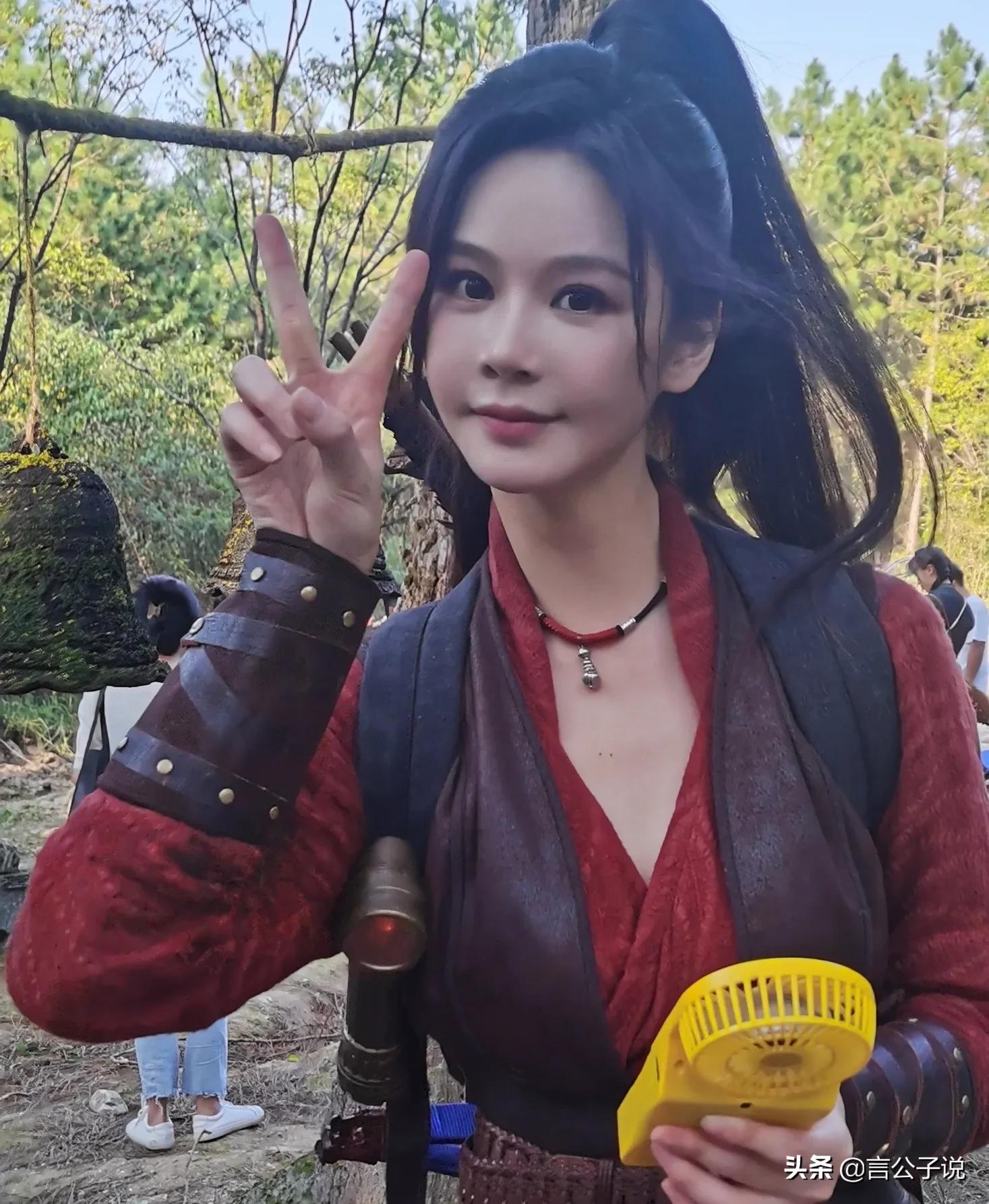 5位医美驻颜的男星，到古装剧里就露了原形，硅胶脸一目了然