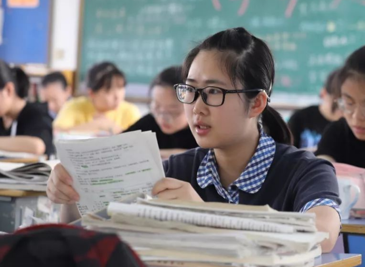 高考语文若想达到140分，模拟考试需要达到这个数，别不信