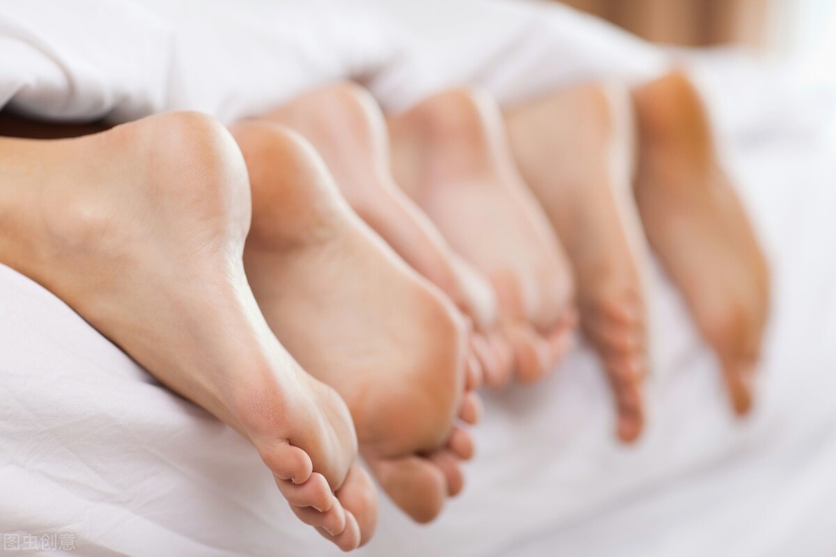 身体好不好，低头看看脚！双脚出现这些症状，或是健康“警报器”